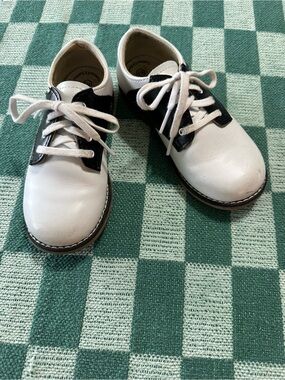 Footmates Cheer Saddle Oxford Shoes Boys Size 11.5 wide